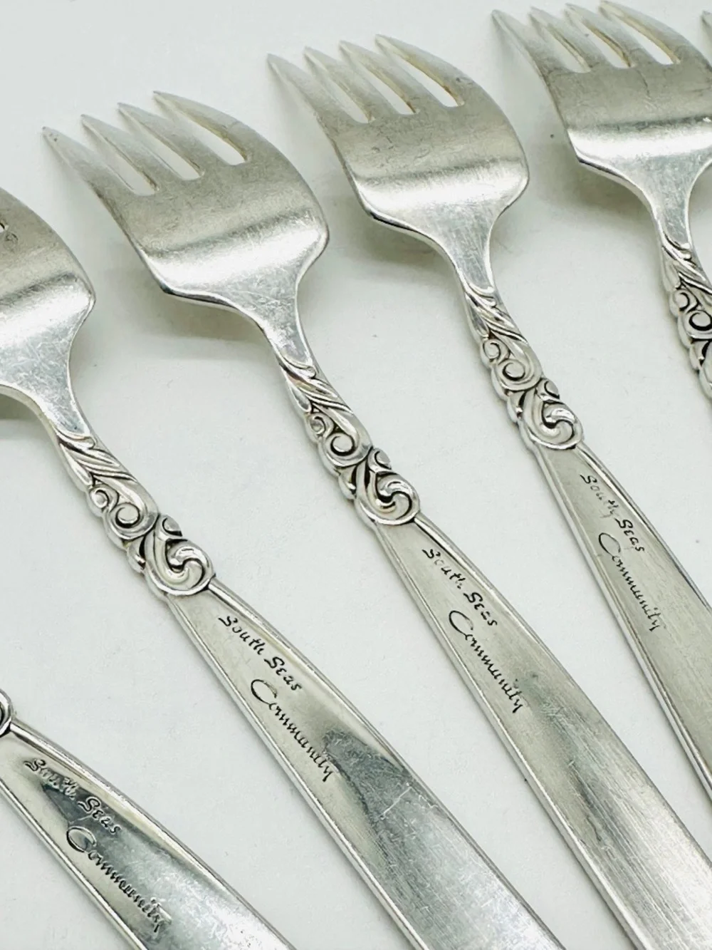Vintage Oneida Community South Seas Salad Forks Silver-Plate Flatware Set of 8